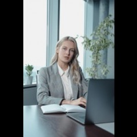 Profile picture of elaineray1898@gmail.com