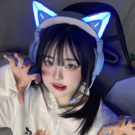 Profile picture of vanyamulyani41@gmail.com